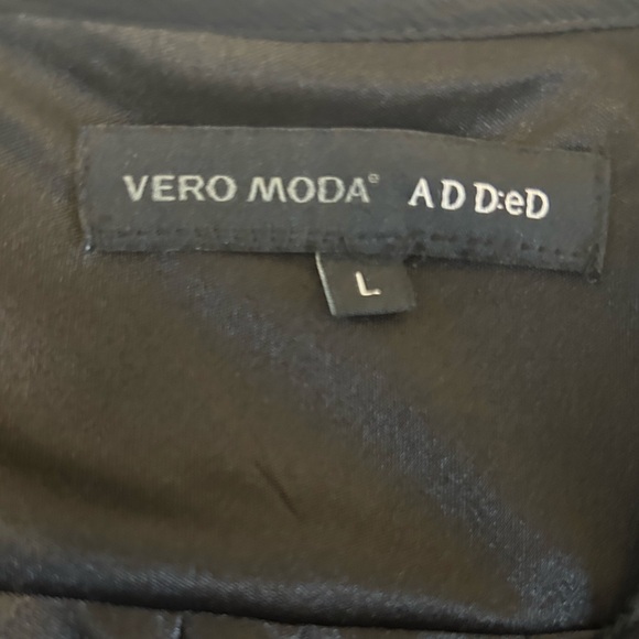 Vero Moda SILK Black Chiffon Dress, Empire, Full Skirt, Evening - size Large - Picture 8 of 8